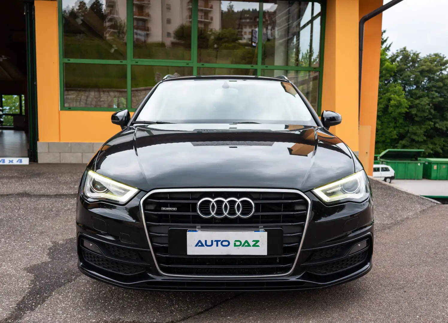 Audi A3 SPB 2.0 TDI quattro S-line ext Nero - 2