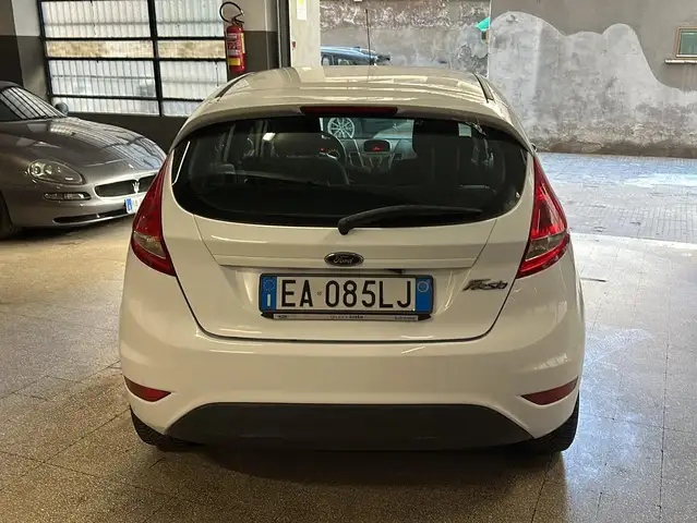 Ford Fiesta view 6