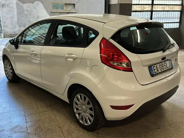 Ford Fiesta view 7
