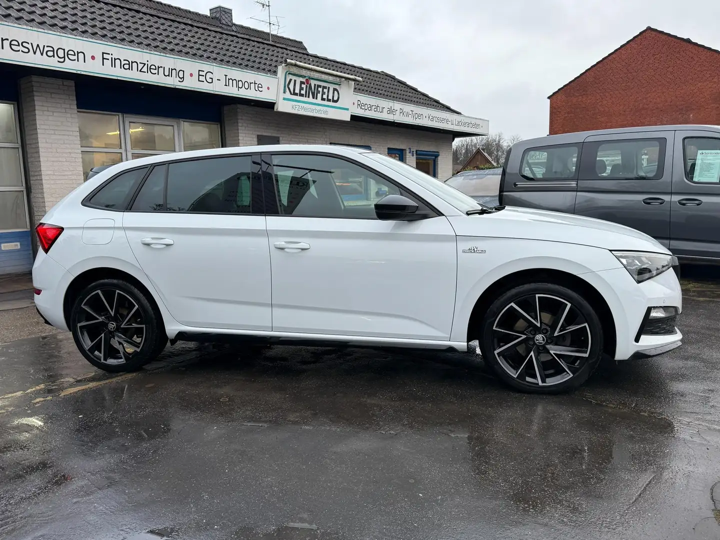 Skoda Scala 1.6 TDI "Monte Carlo" LED-Pano-DiCo-PDC-Rcam-Si... Weiß - 2