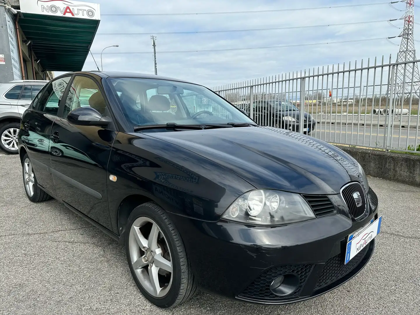 SEAT Ibiza Ibiza 5p 1.2 12v Stylance c/radio Noir - 2