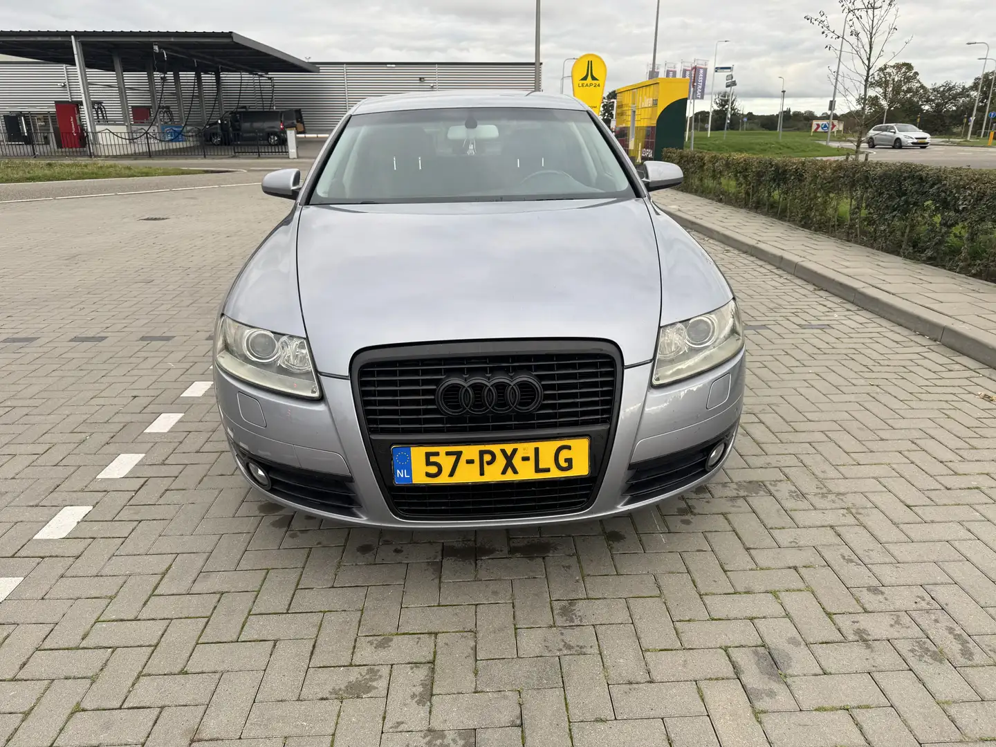 Audi A6 2.4 multitronic - 1