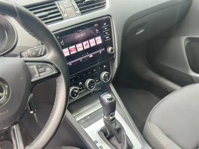 Skoda Octavia view 6