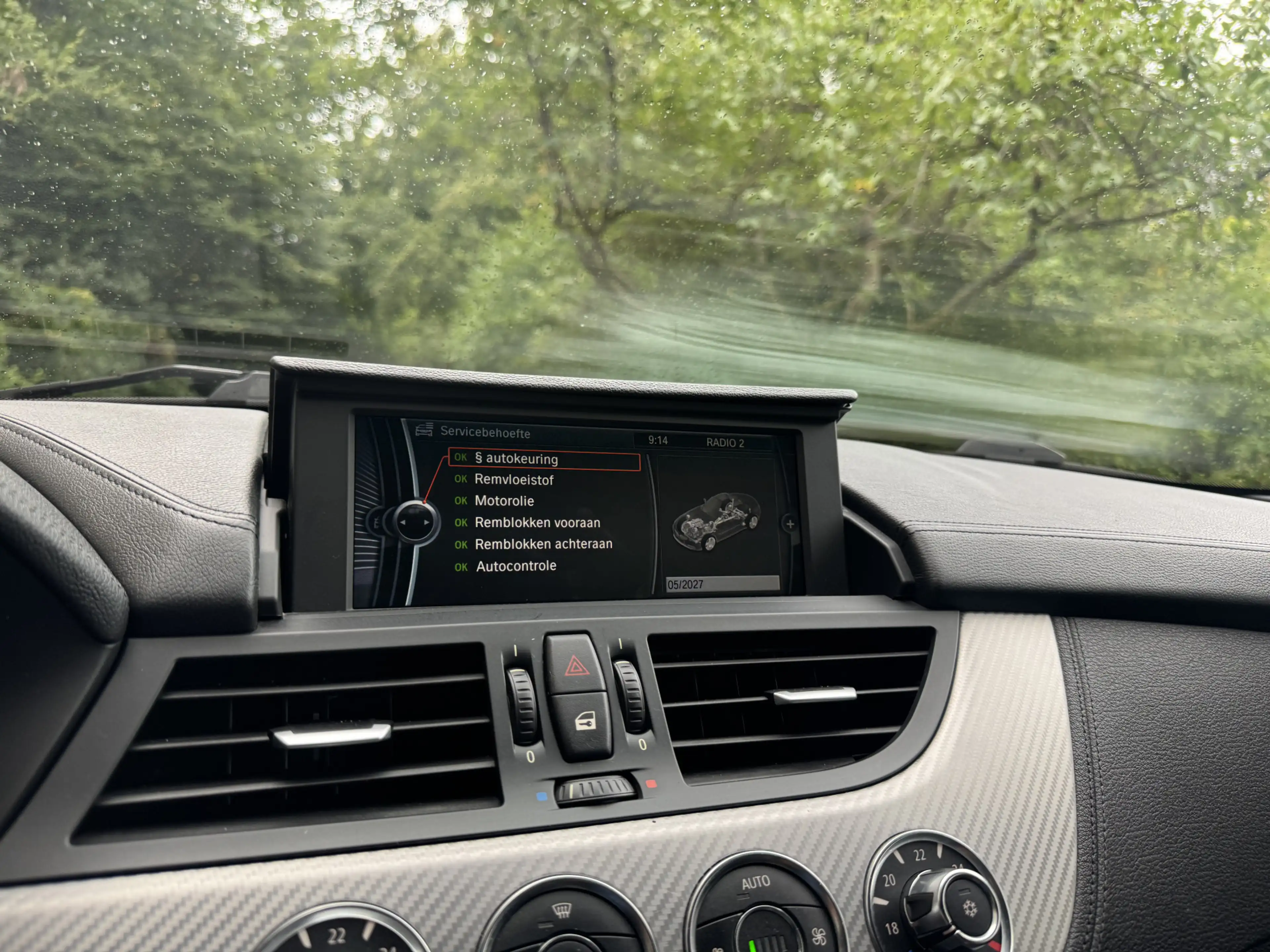 BMW Z4 Roadster sDrive28i, Stuurwielv, Sportstoelen — photo 18
