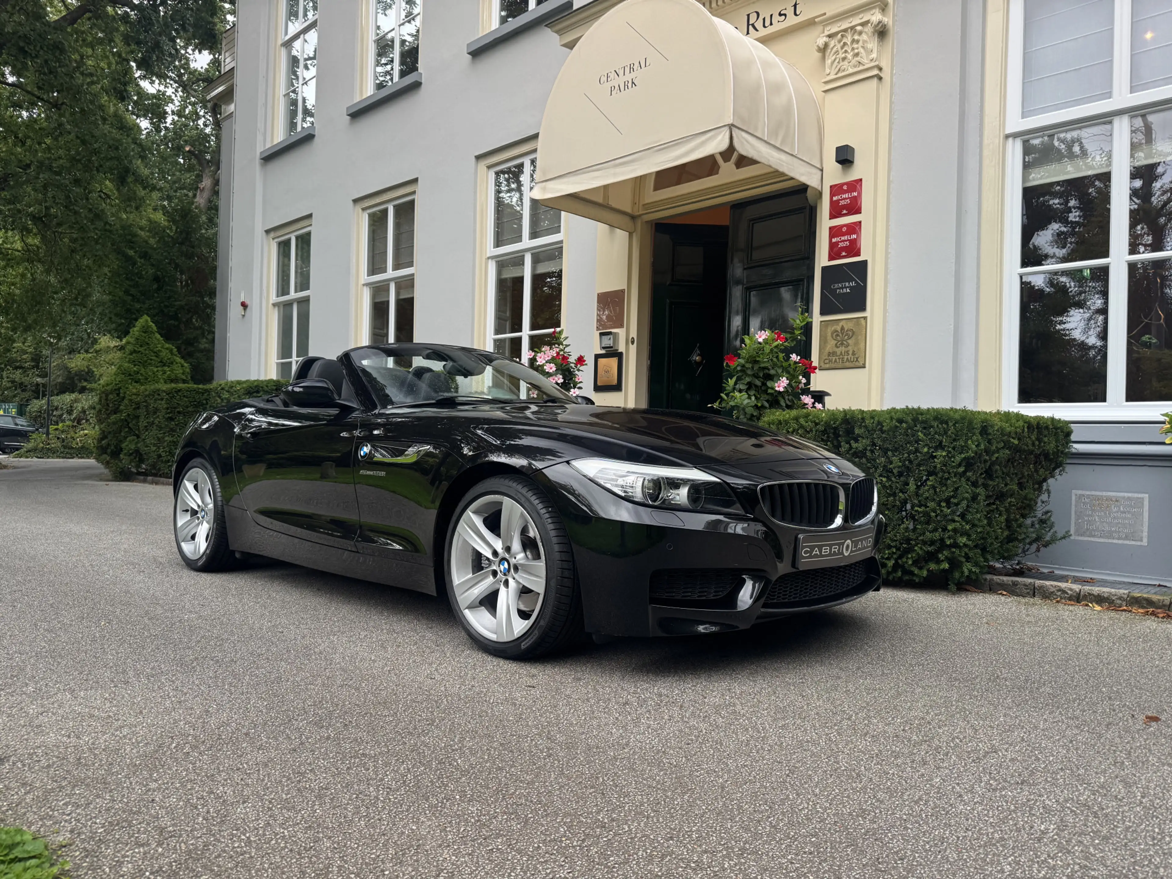BMW Z4 Roadster sDrive28i, Stuurwielv, Sportstoelen — photo 9