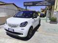 smart forFour Forfour II 0.9 TURBO Passion 90cv twinamic 12/2017 Bianco - thumbnail 1