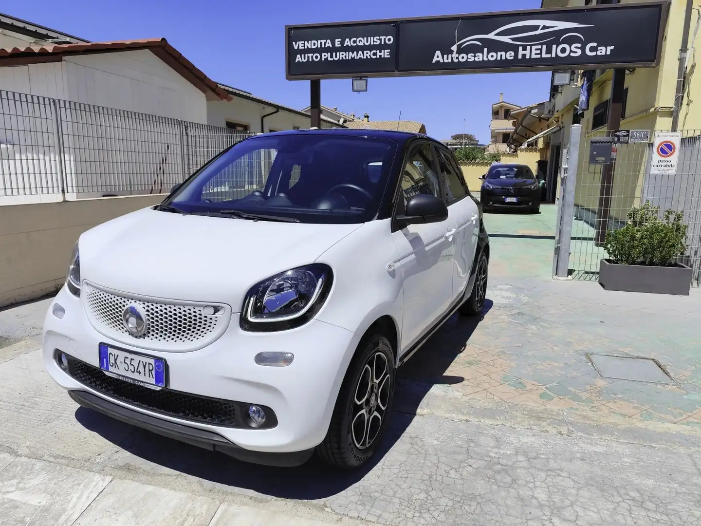 smart forFour Forfour II 0.9 TURBO Passion 90cv twinamic 12/2017 Bianco - 1