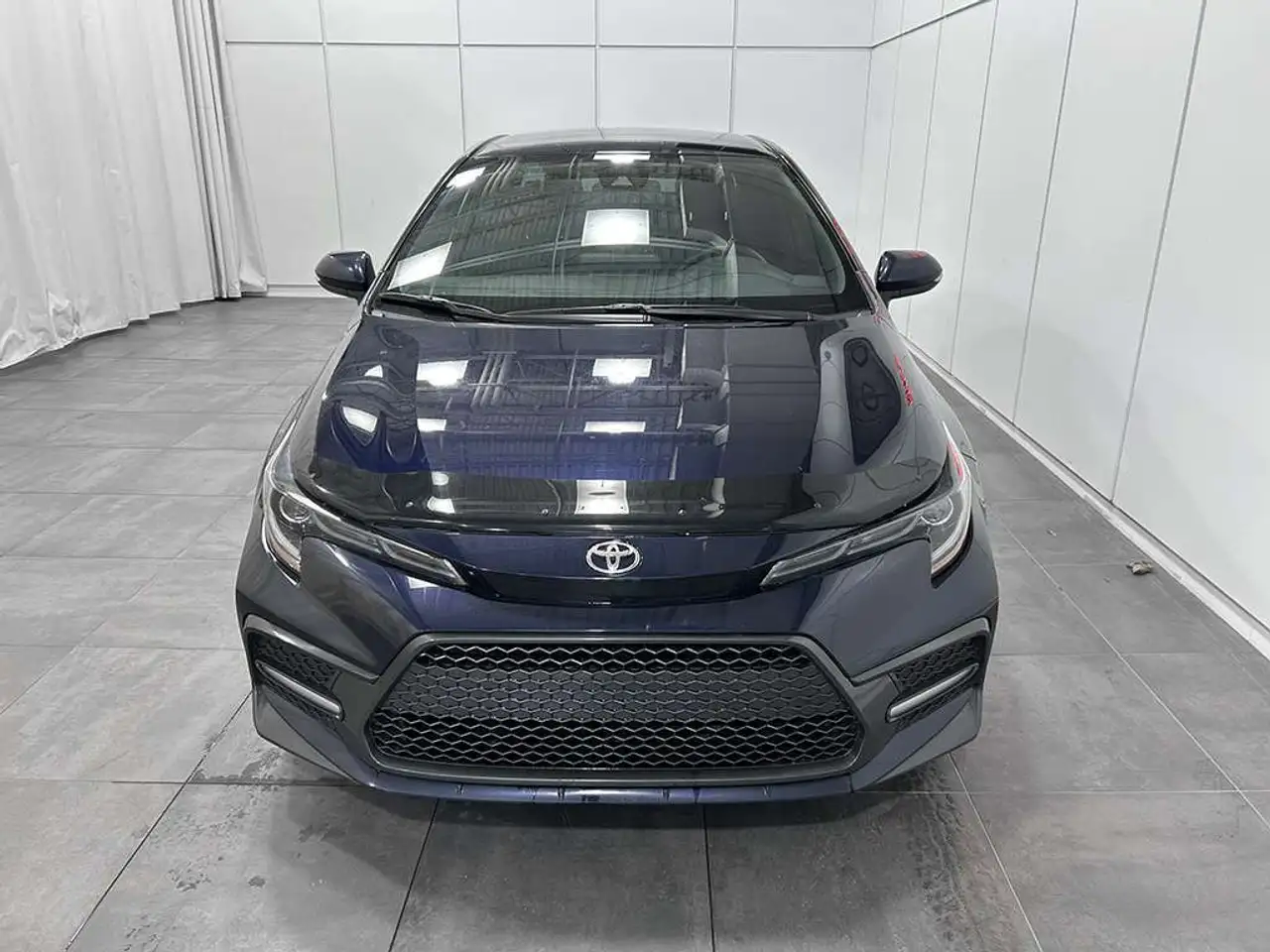Toyota Corolla снимка Toyota Corolla