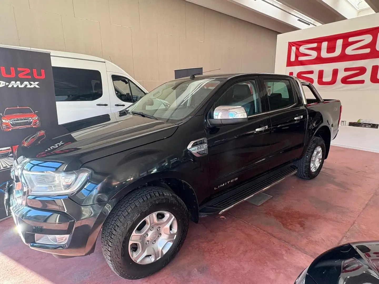 Ford Ranger Ranger 2.2 tdci double cab Limited 160cv Noir - 2