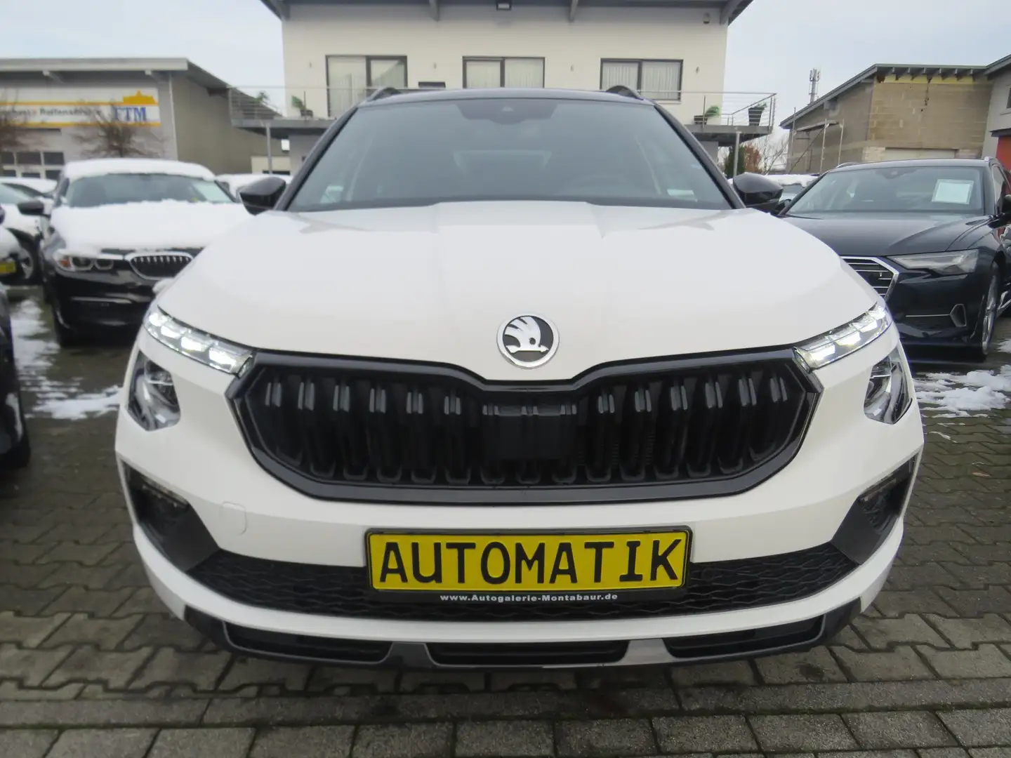 Skoda Kamiq 1.5TSI DSG Monte Carlo *PANO*AHK*KAMERA*VOLL-LED Blanc - 2