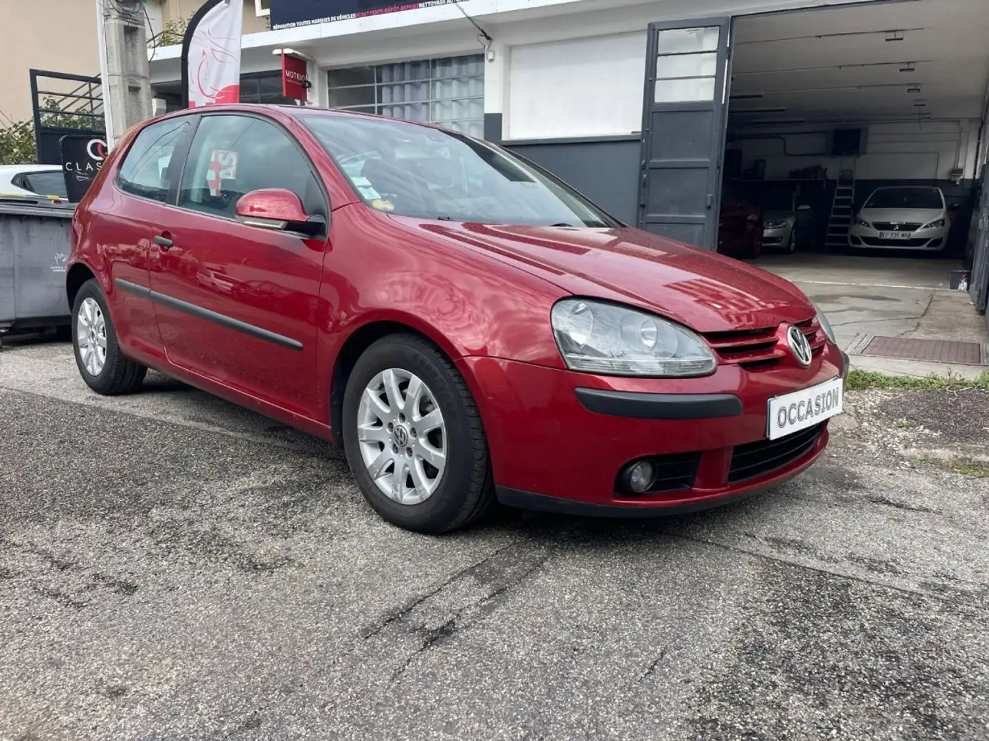 Volkswagen Golf v 2.0 TDI 16V 140cv Rouge - 2