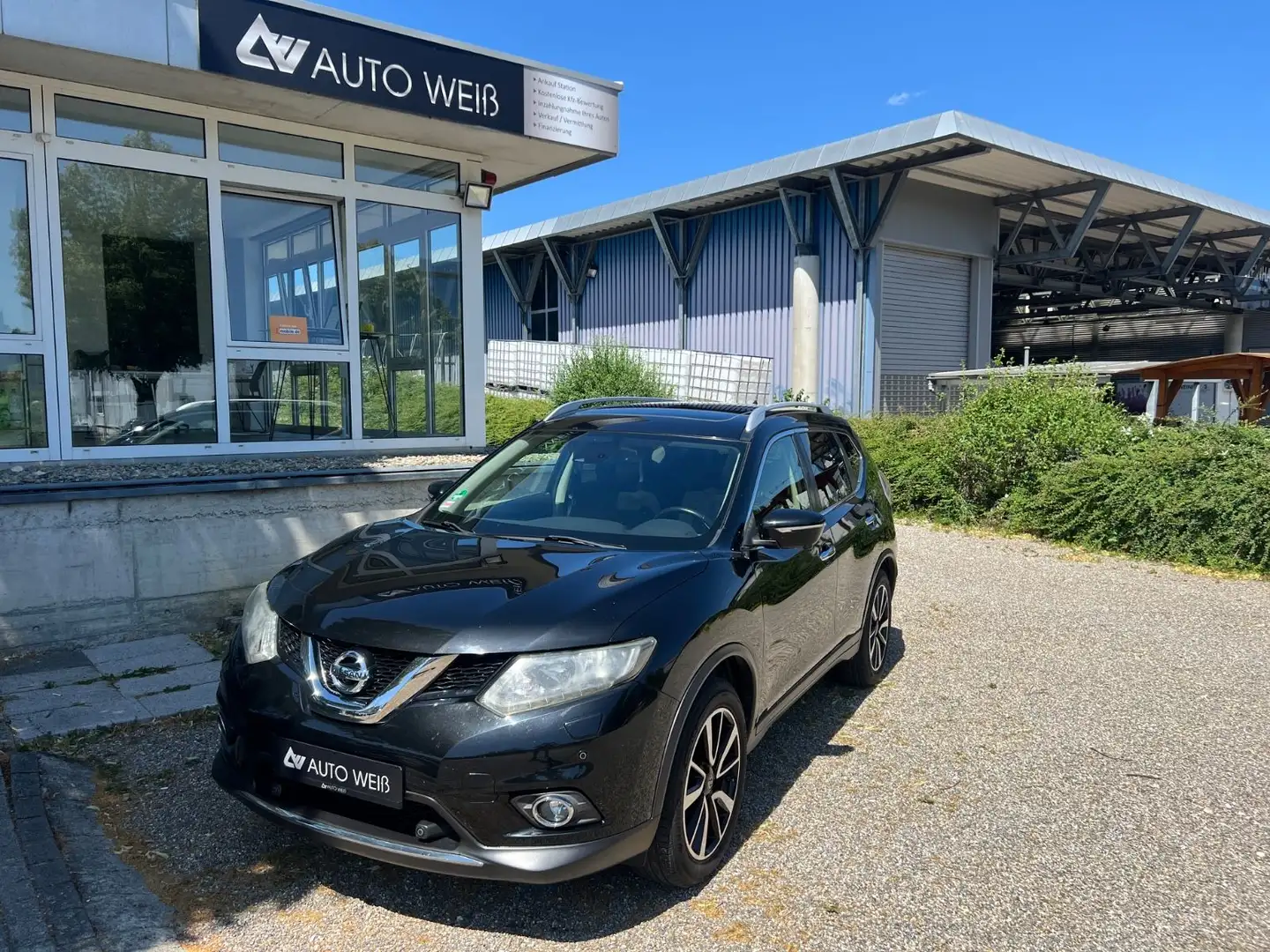 Nissan X-Trail 4x4/PANO/360°-KAM/AHK/7-SITZER/SERVIC-NEU Schwarz - 1