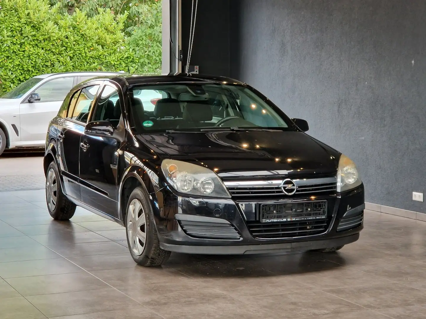 Opel Astra H Edition 1,6Ltr.*PDC*Klima*Temp* Schwarz - 1