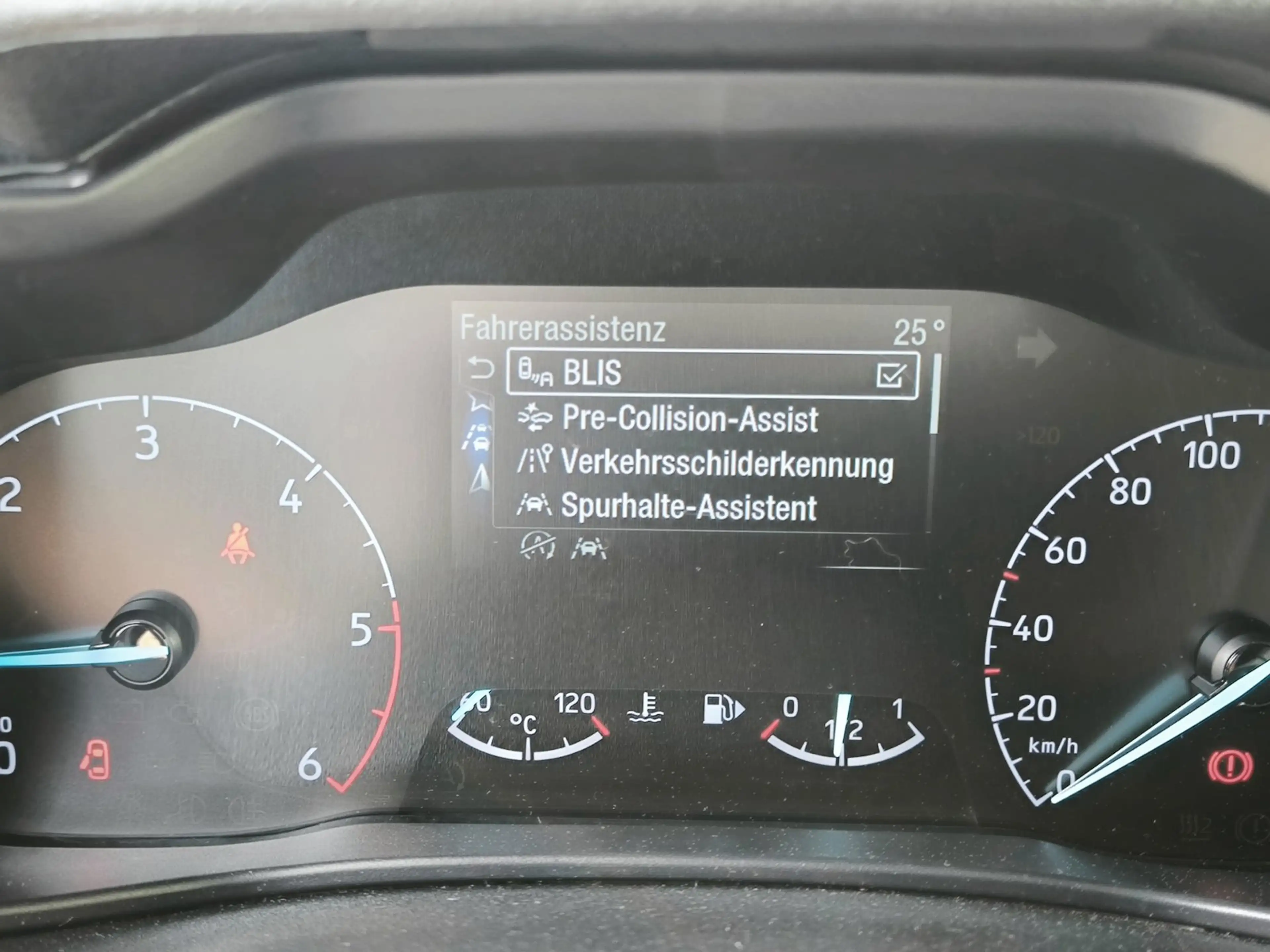 Ford Transit Connect Xenon Kamera Navi PDC Totwinkel — photo 13