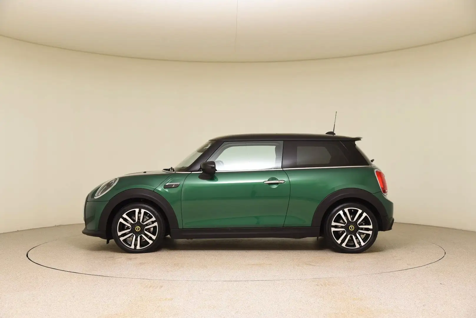 MINI Cooper SE Mini Cooper SE Classic Trim Head-Up DriveAss LED Vert - 2