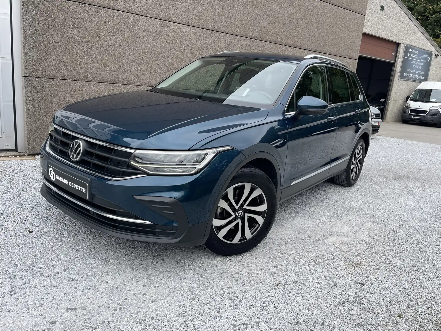 Volkswagen Tiguan Tiguan 2.0 TDI NEW MODEL 90KW Bleu - 2