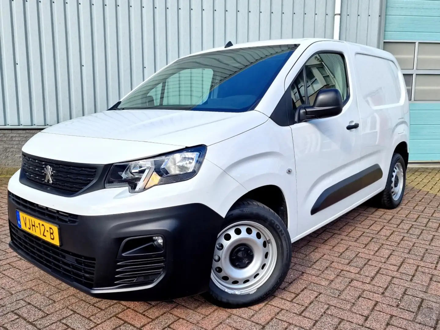 Peugeot Partner 1.5 BlueHDI Premium Airco Wit - 1