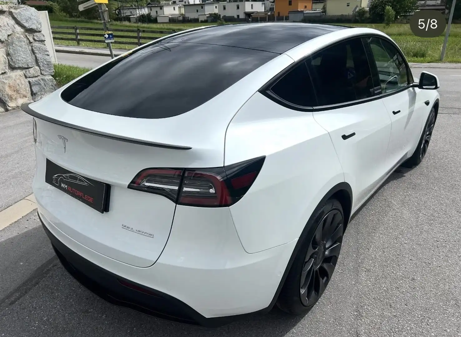 Tesla Model Y AWD 79kWh Performance - 2