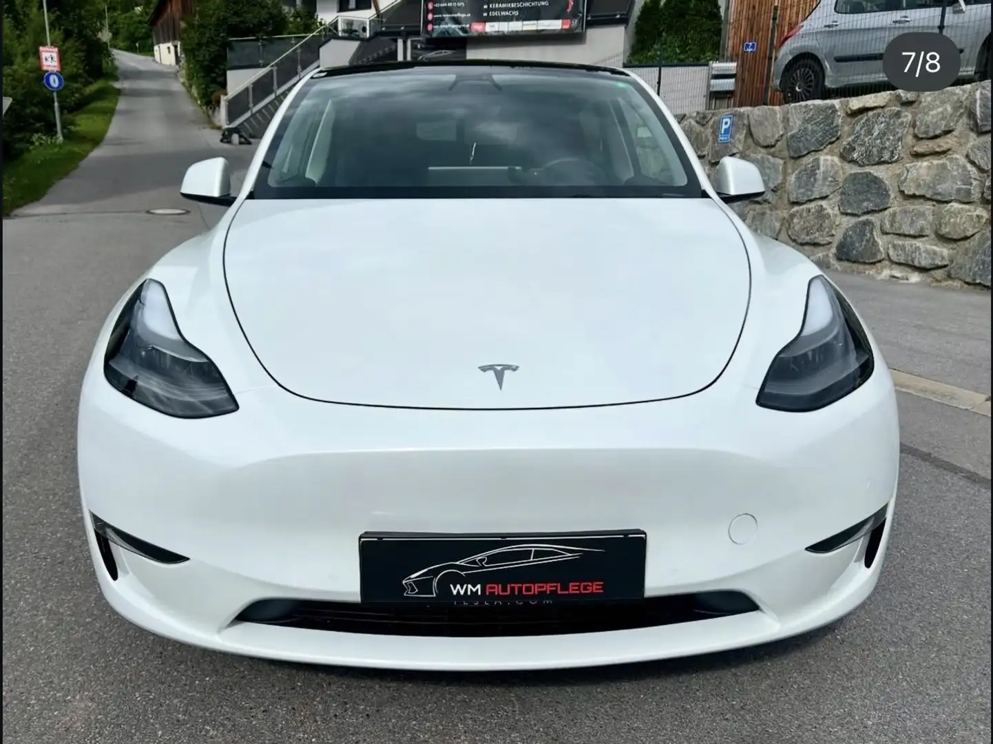 Tesla Model Y AWD 79kWh Performance - 1