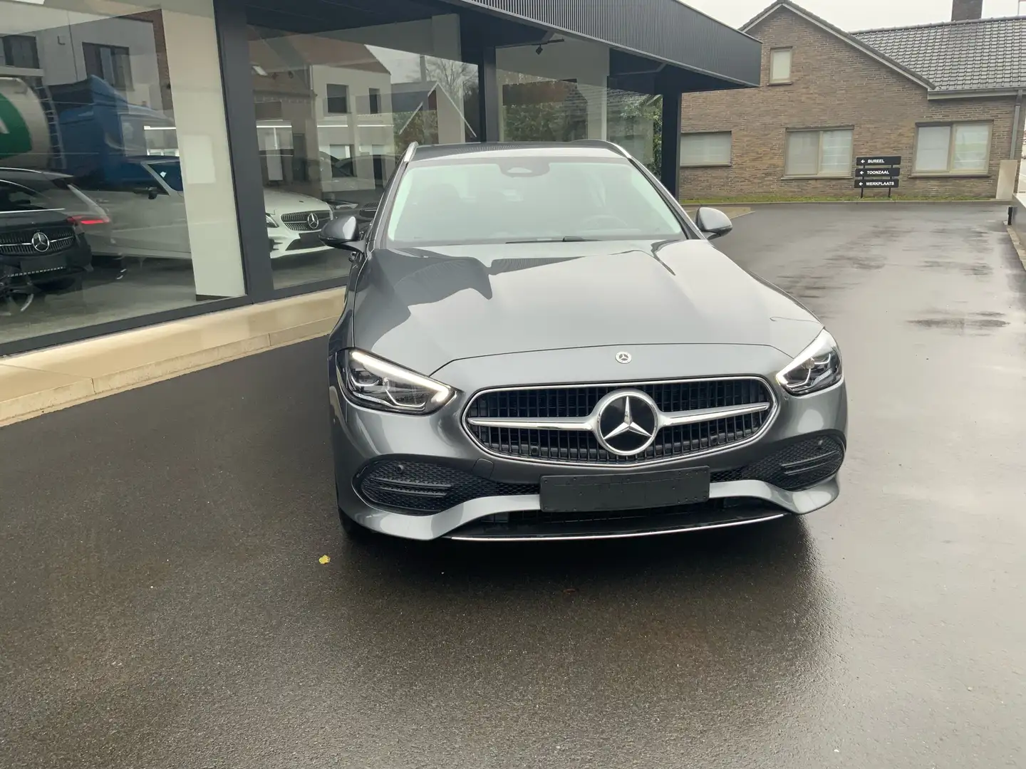 Mercedes-Benz C 300 e T 9G-TRONIC Avantgarde Advanced Plus - 1