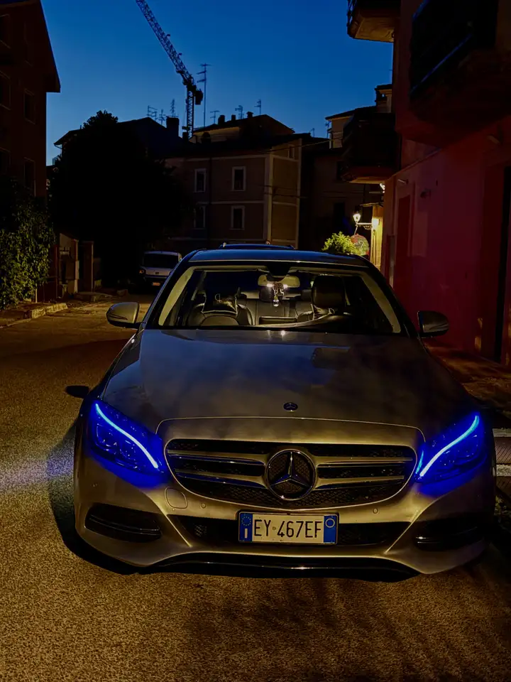Mercedes-Benz C 220