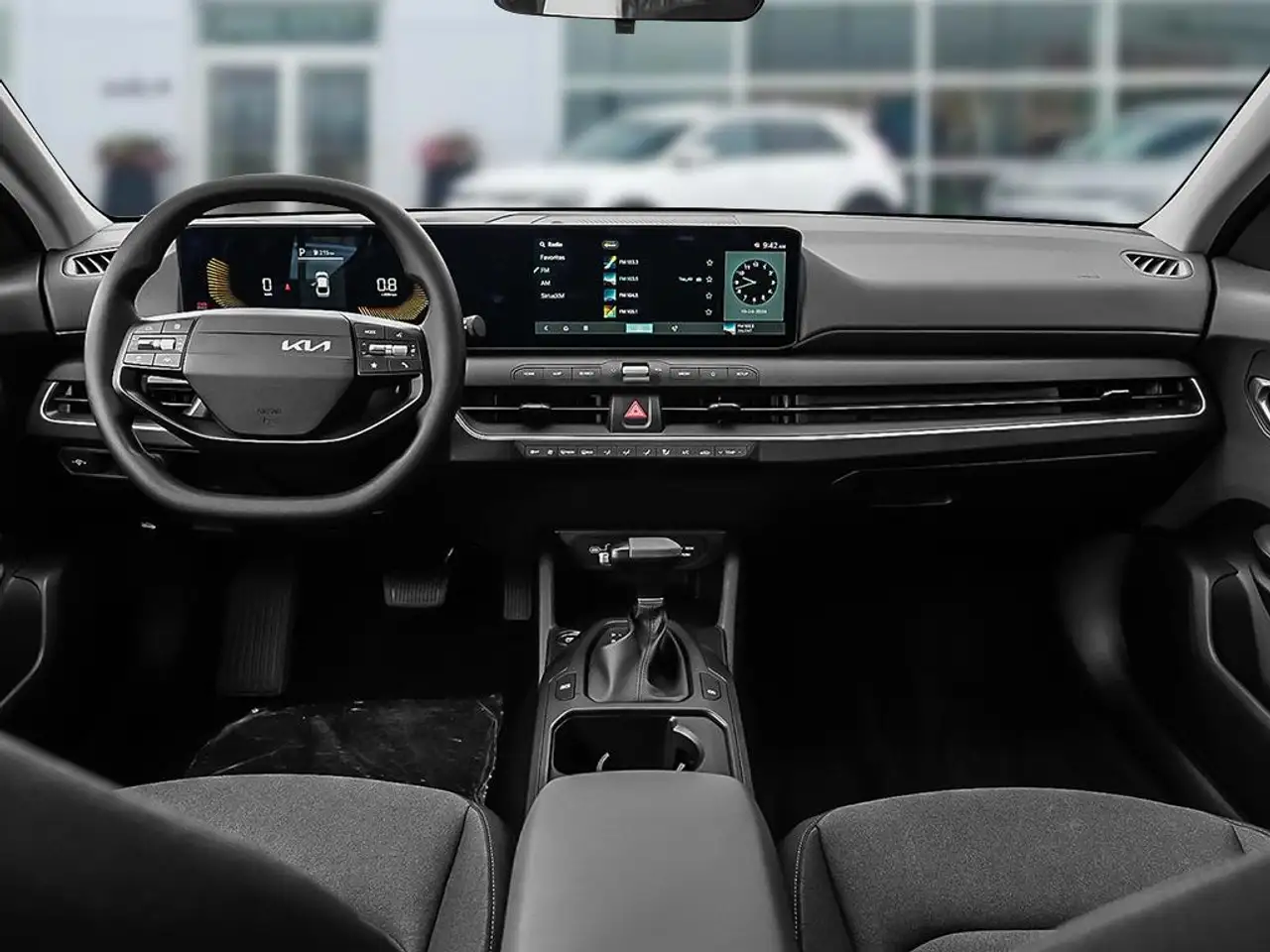 Kia K4 снимка Kia K4