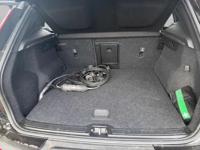 Volvo XC40 view 12
