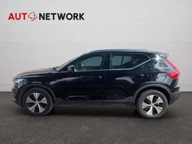 Volvo XC40 view 7