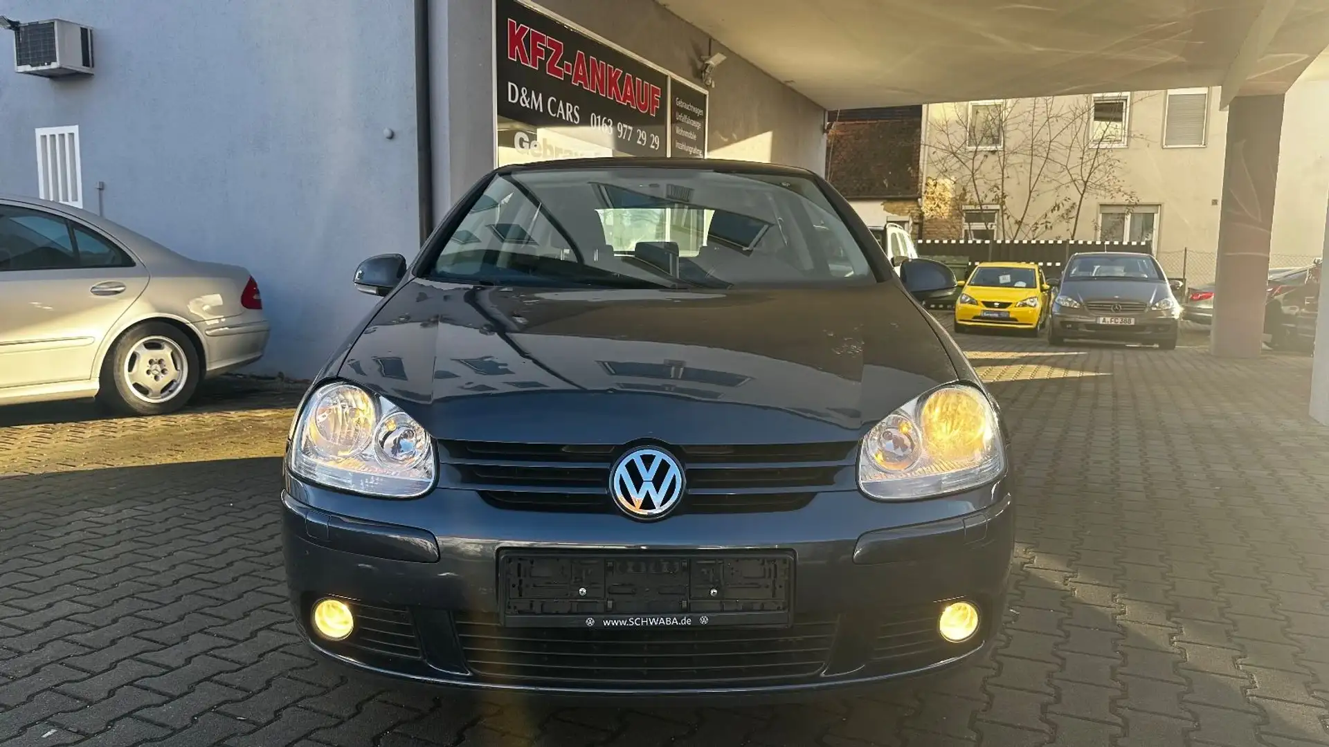 Volkswagen Golf V Lim. Tour(TÜV 05,2026) NAVI KLIMA Blau - 2