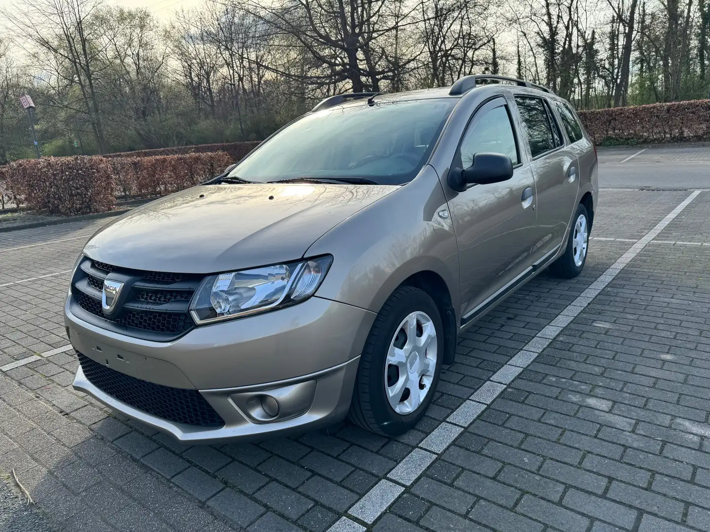 Dacia Logan Logan MCV 1.2i Gri - 1