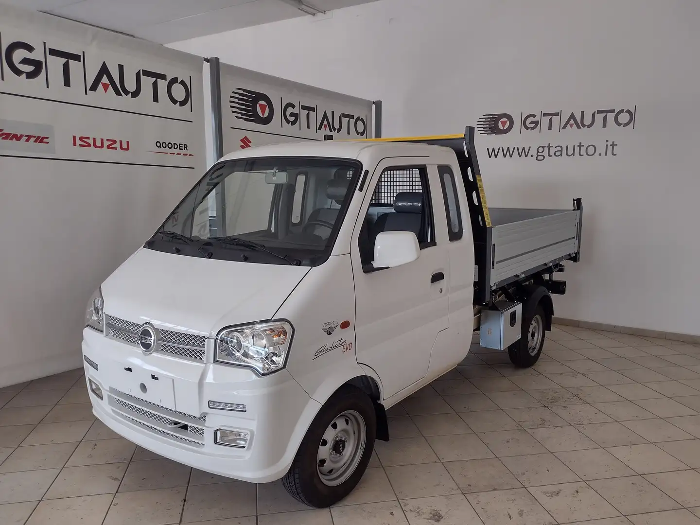 Giotti Victoria Gladiator 1.5 TOP + Cassone ribaltabile trilaterale Fehér - 1