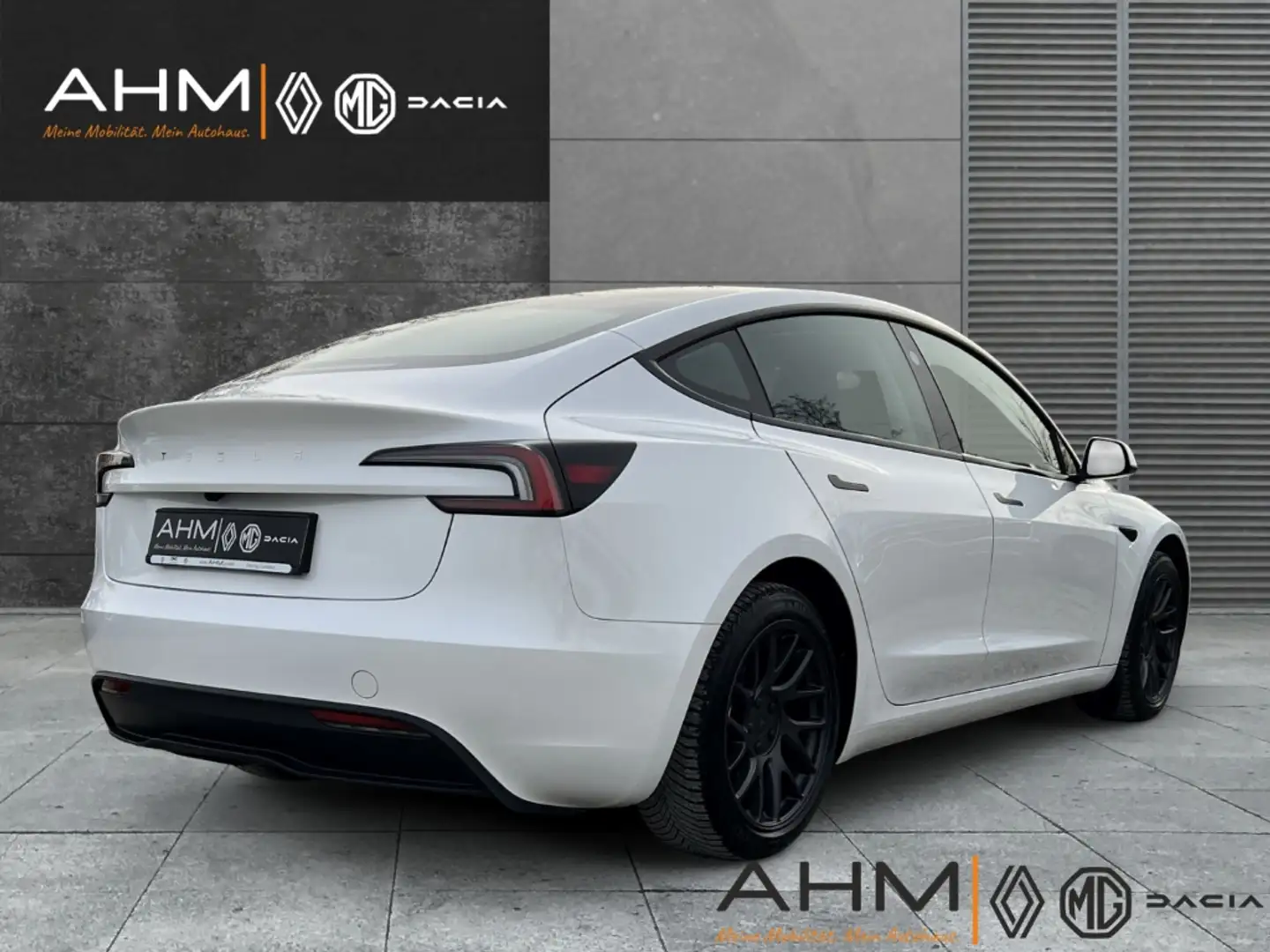 Tesla Model 3 RWD SR Highland FACELIFT MwSt. ausweisbar Weiß - 2