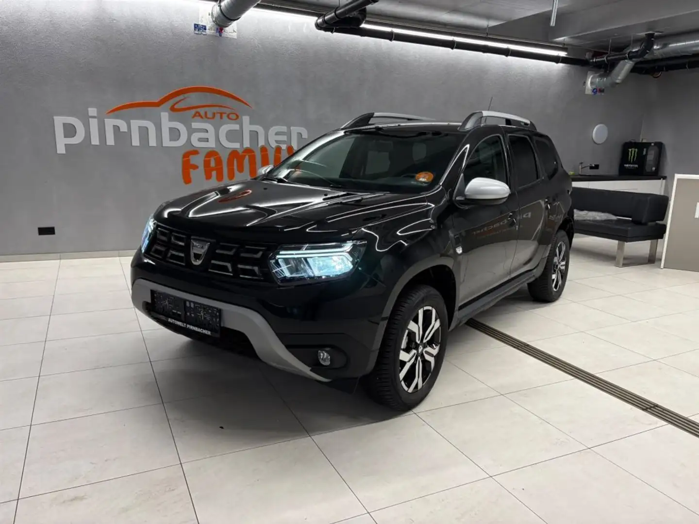 Dacia Duster Prestige Blue dCi 115 4WD Schwarz - 1