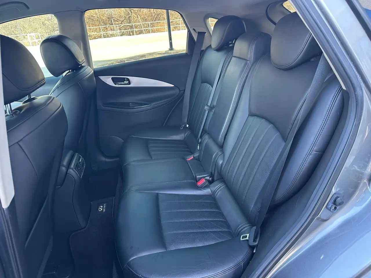 Infiniti QX50 снимка Infiniti QX50