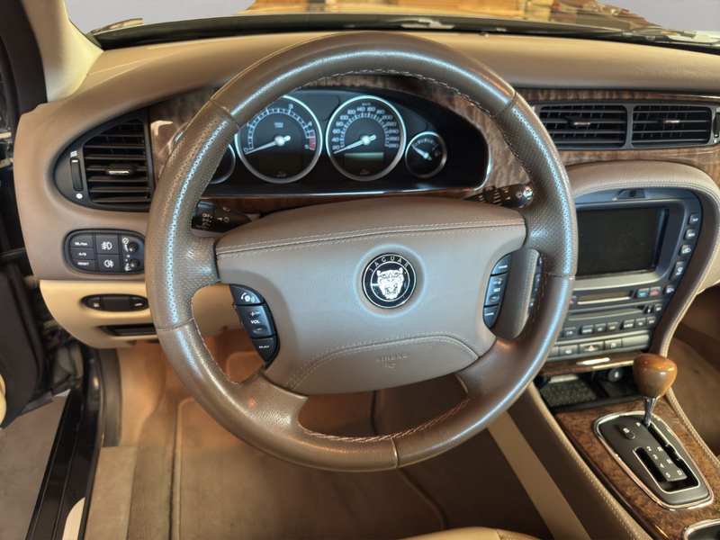 Jaguar S-Type 2.7 V6 Diesel 1.HAND / SEHR WENIG KM! — photo 8