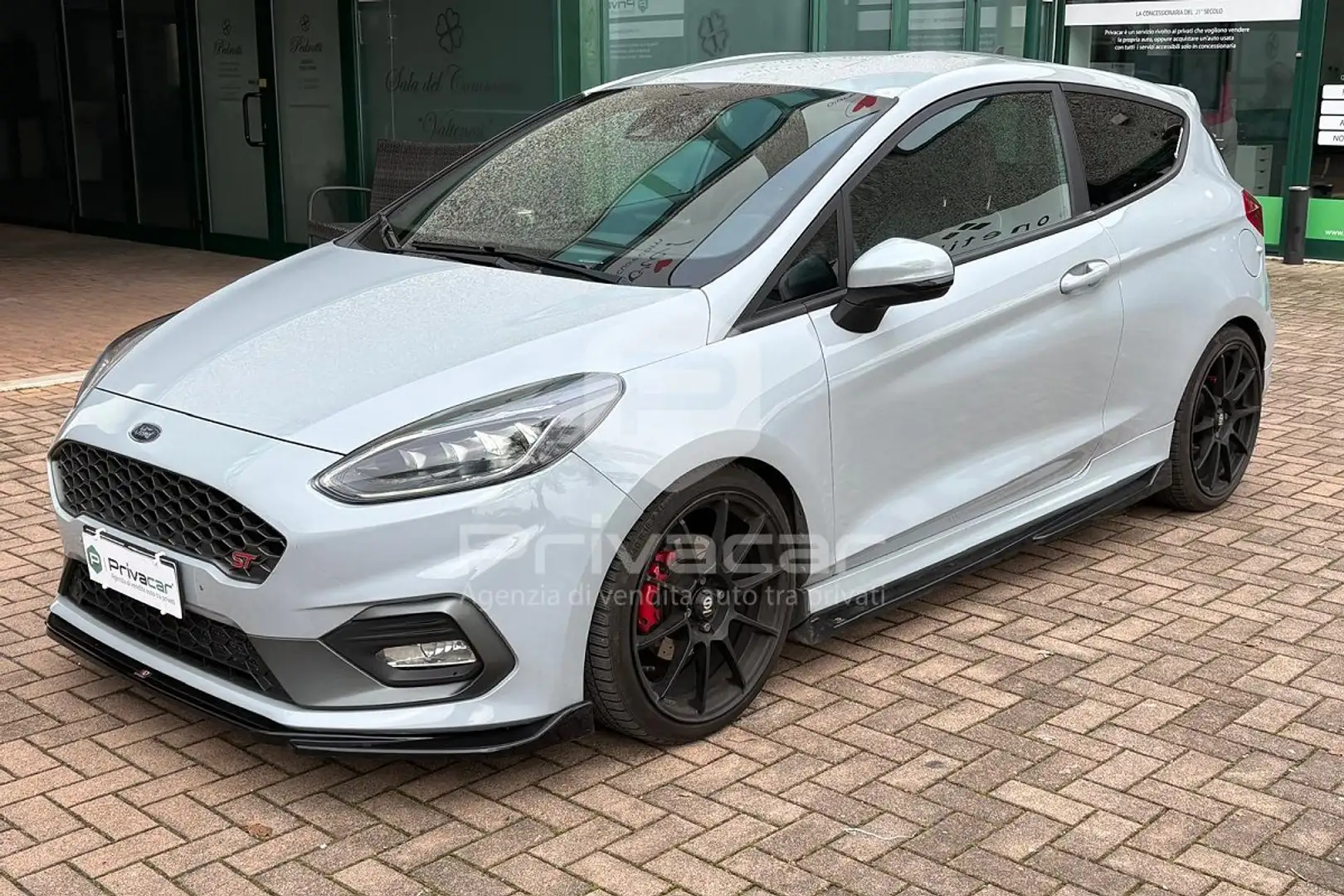Ford Fiesta Fiesta 1.5 Ecoboost 200 CV 3 porte ST Silber - 1