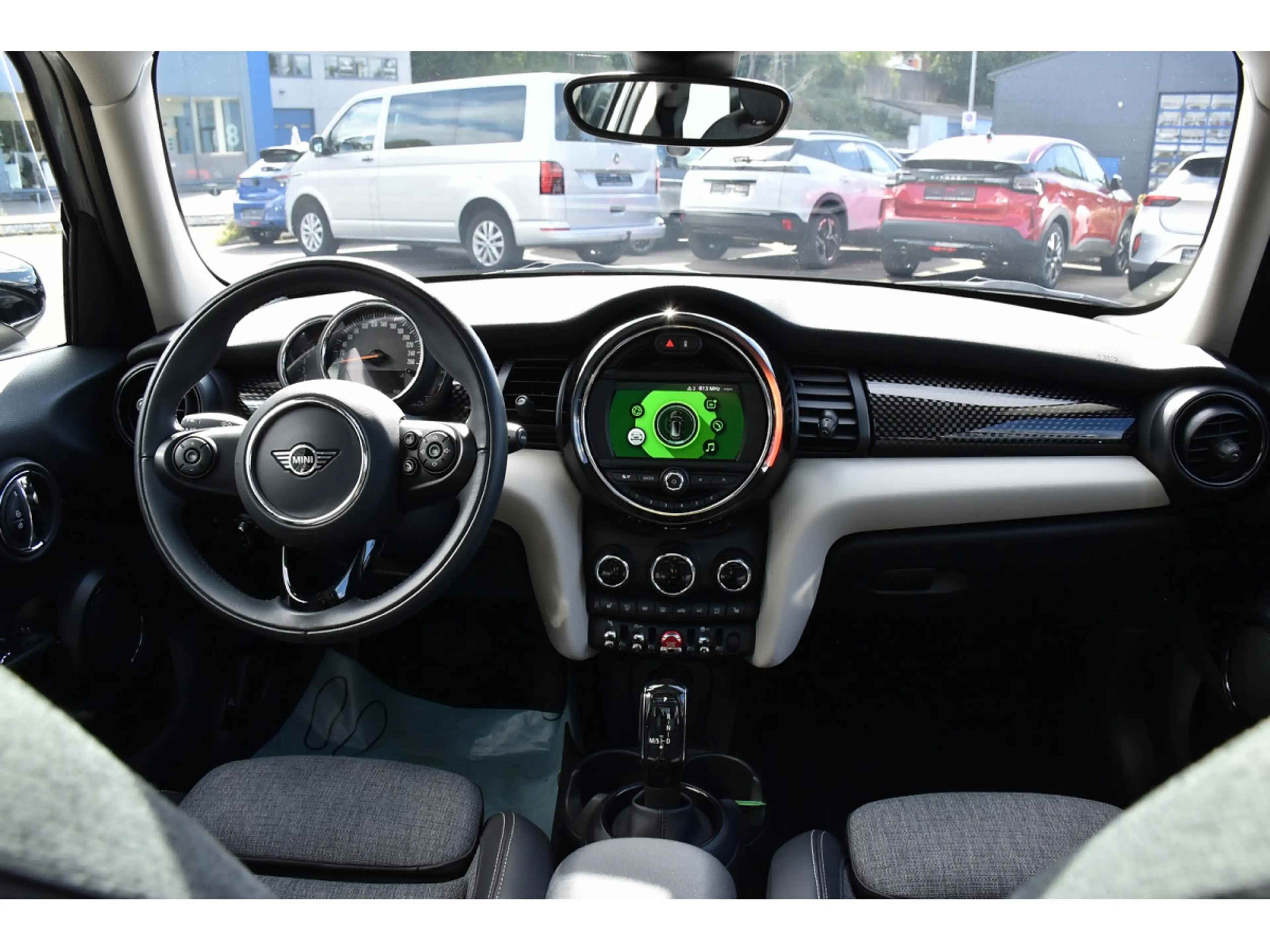 MINI Cooper S 2.0iA PANO PARK SG CHAUFF 1° MAIN — photo 10