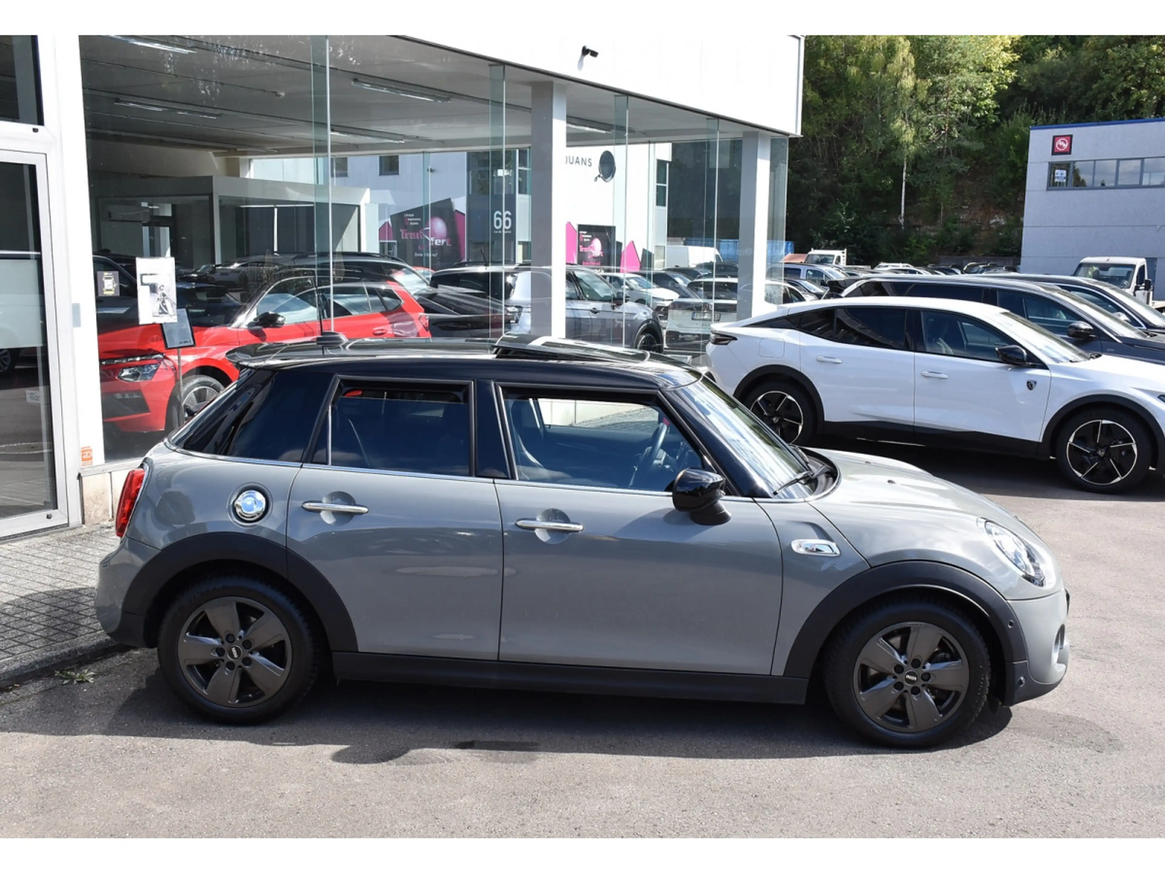 MINI Cooper S 2.0iA PANO PARK SG CHAUFF 1° MAIN — photo 3