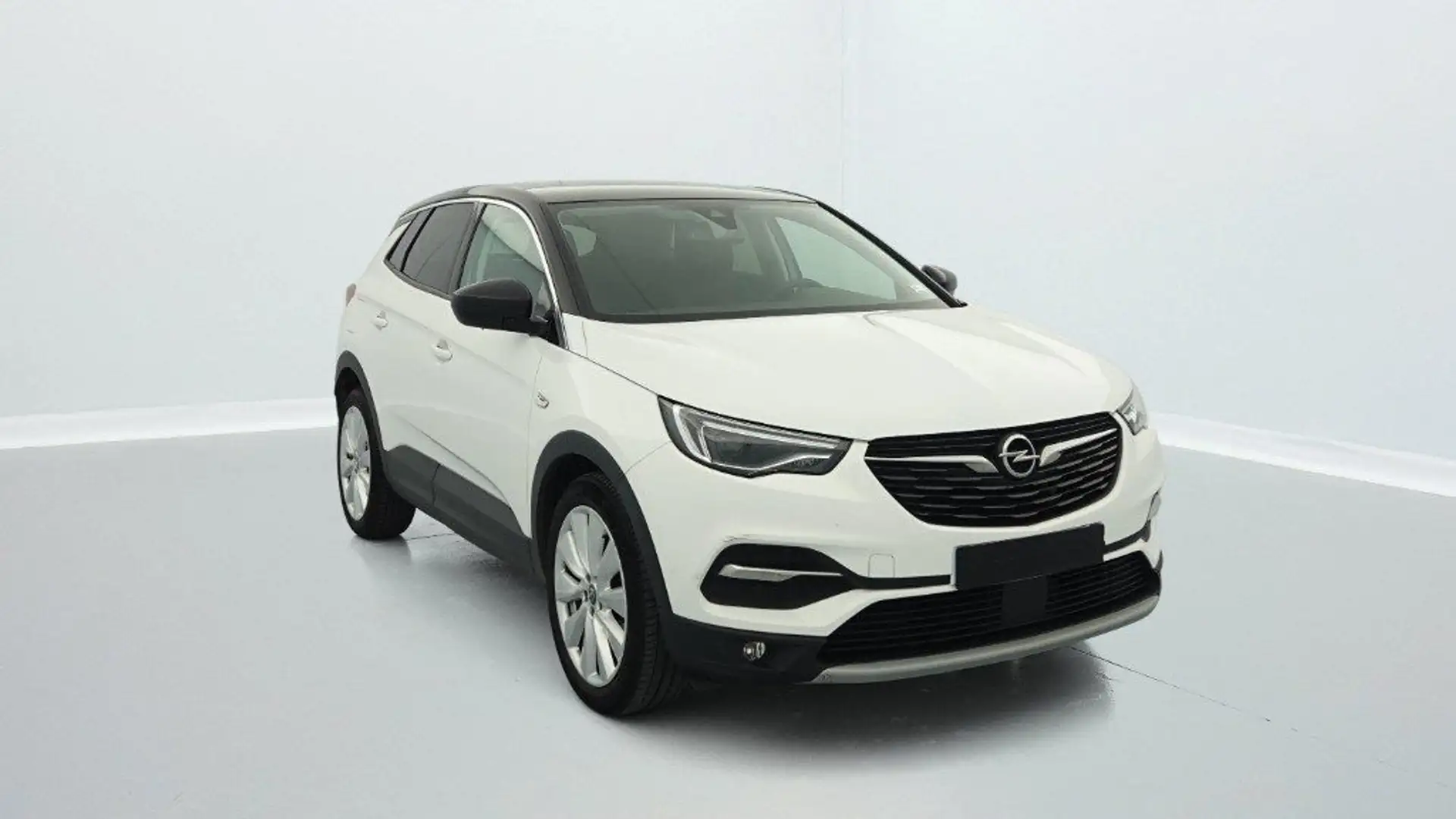 Opel Grandland X 1.6 Turbo 180 CV Start&Stop aut. Ultimate Bianco - 2