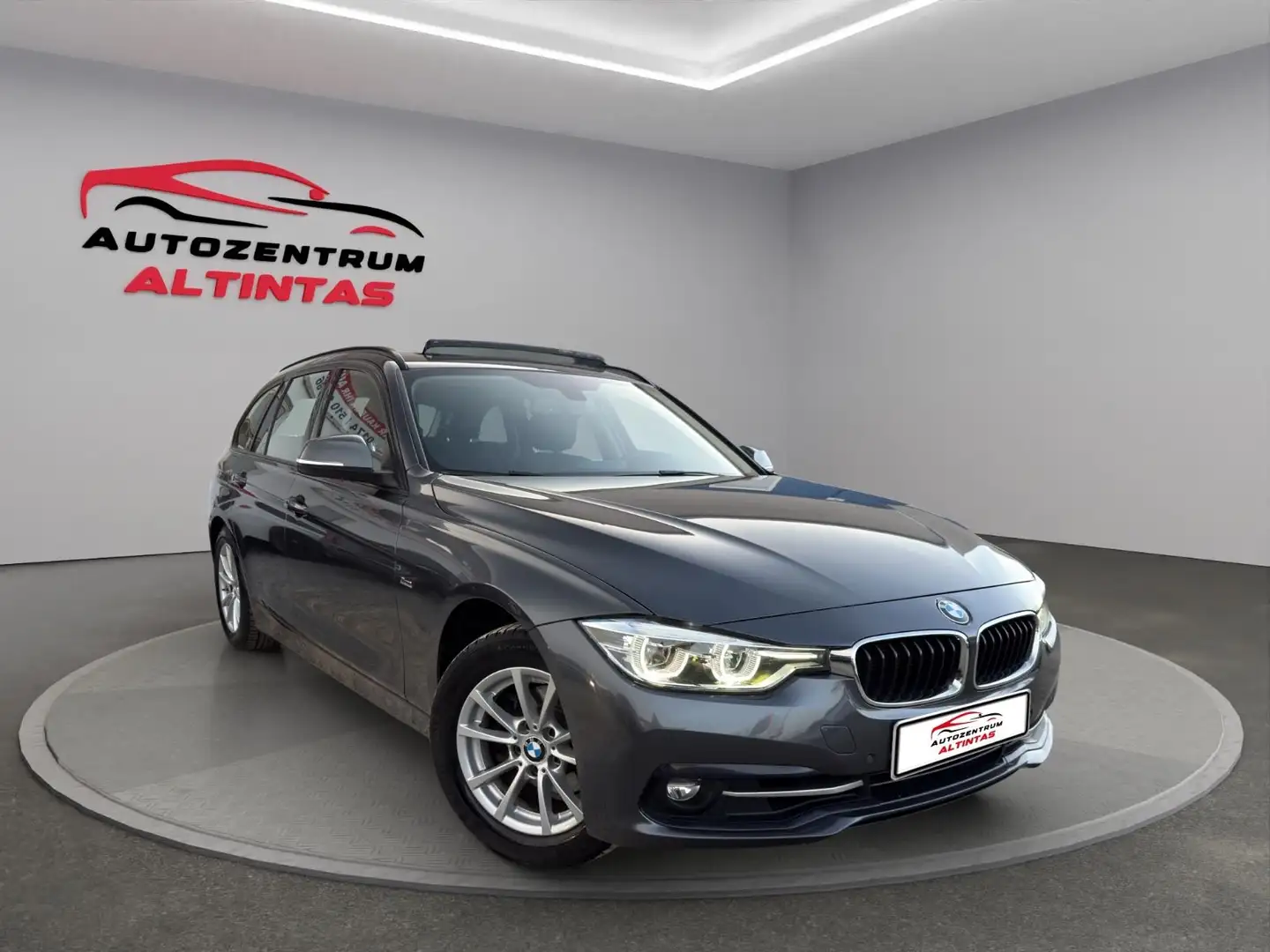 BMW 318 i Touring Sport Line*AUTOM*PANO*NAVI*LED*AHK* Grau - 2