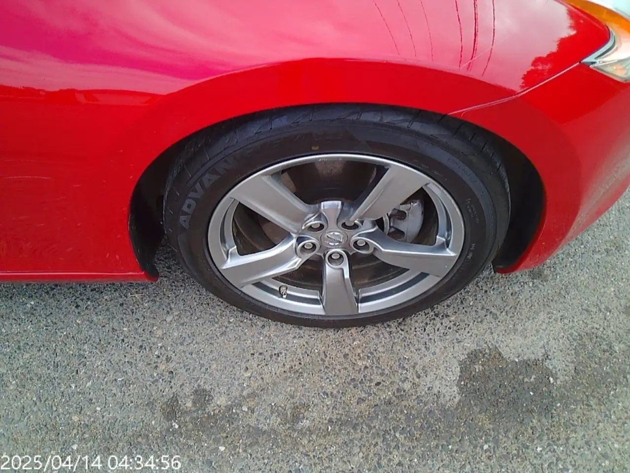 Nissan 370Z снимка Nissan 370Z