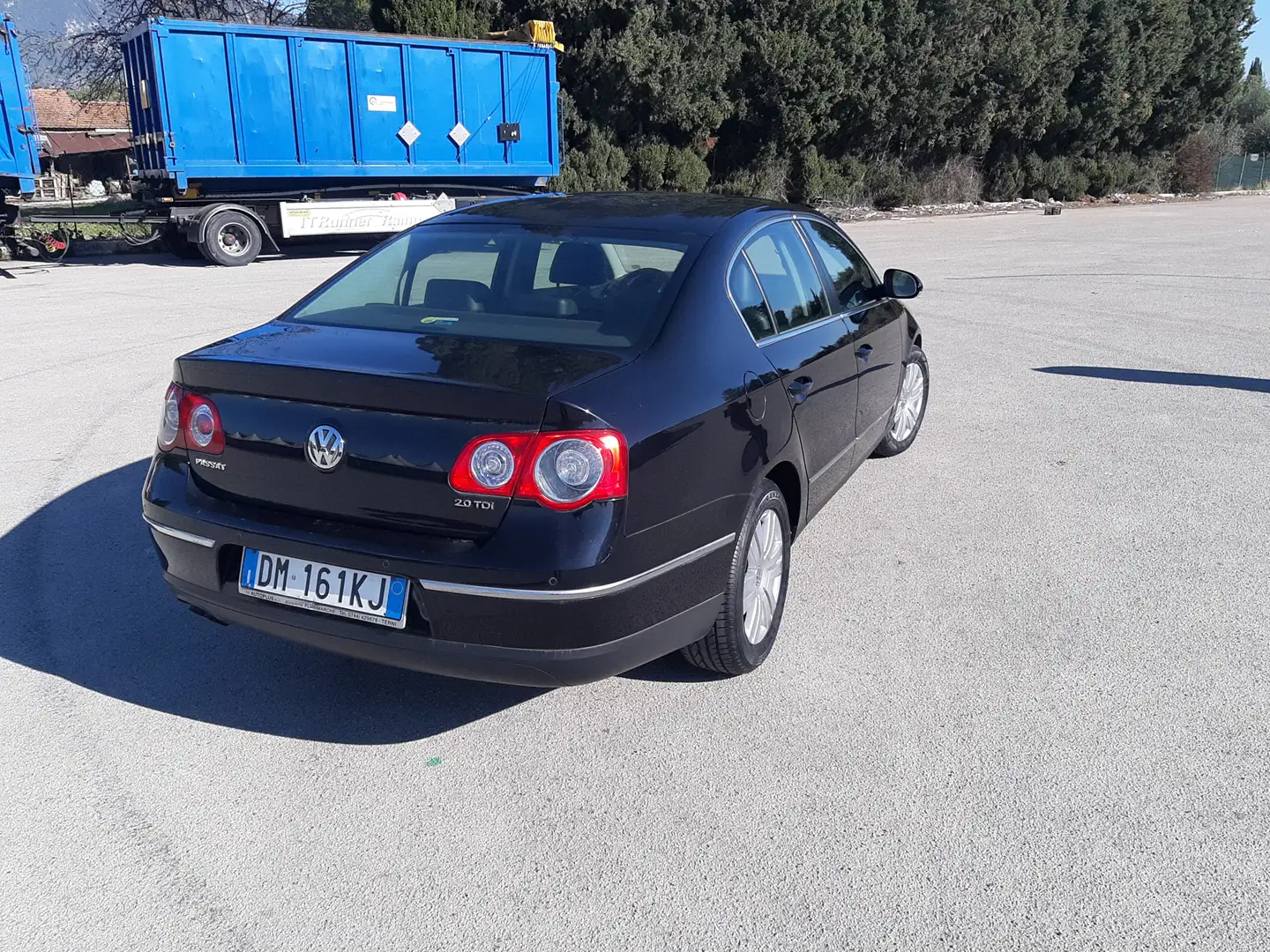 Volkswagen Passat Passat VI 2005 Berlina 2.0 tdi Comfortline dpf Nero - 2