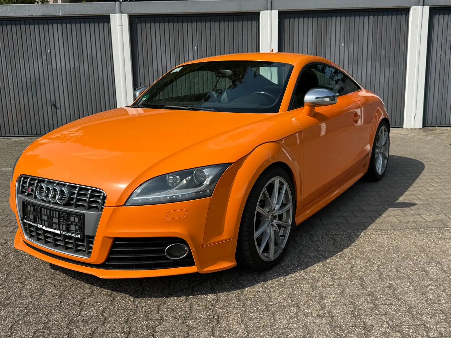 Audi TT 2.0 TFSI TTS Coupe quattro Orange - 1