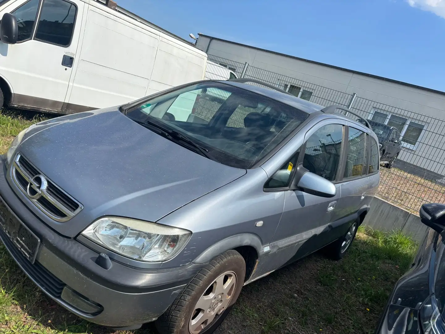 Opel Zafira Basis Argento - 1