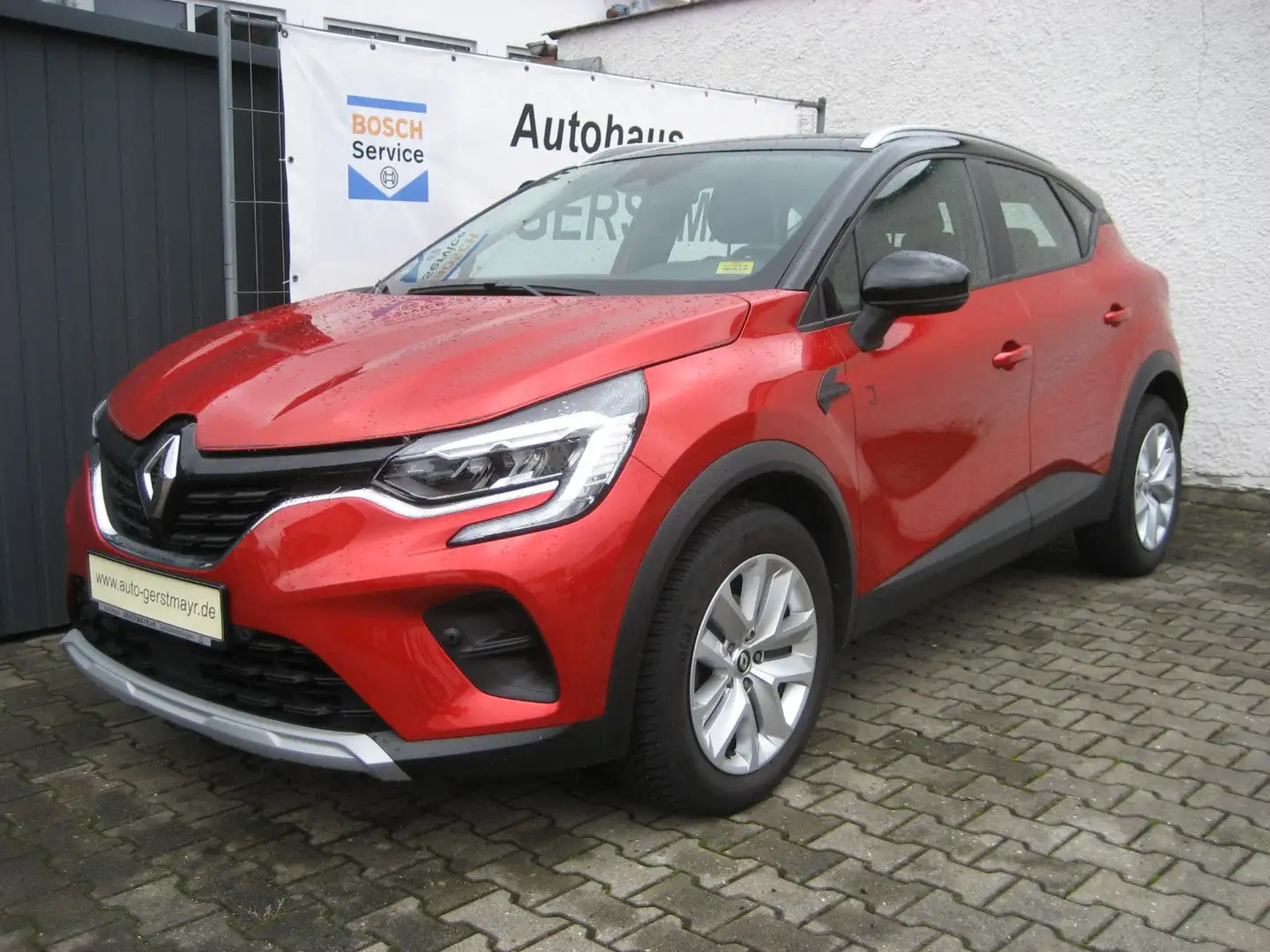 Renault Captur Evolution TCe 140 EDC Rot - 1
