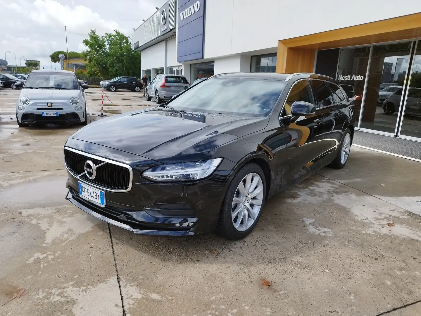 Volvo V90 2.0 d3 Business Plus geartronic my19 Siyah - 1