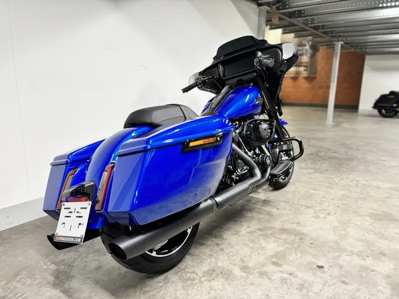 Harley-Davidson Street Glide - foto 4