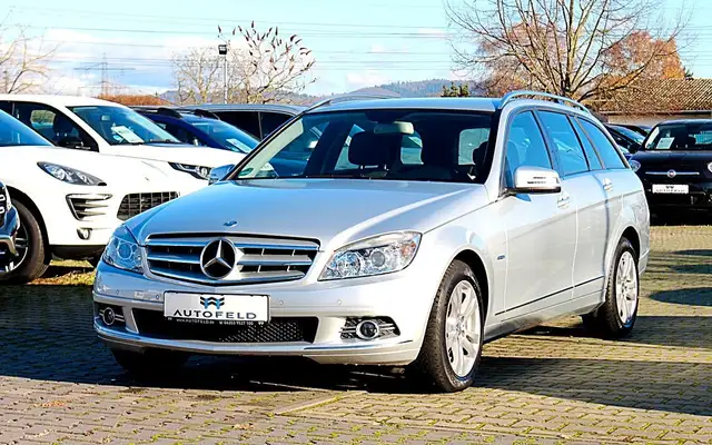 Mercedes-Benz C 250 T CDI AVANTGARDE/VOLLSH/8FACH/NAVI/SHZ/PDC
