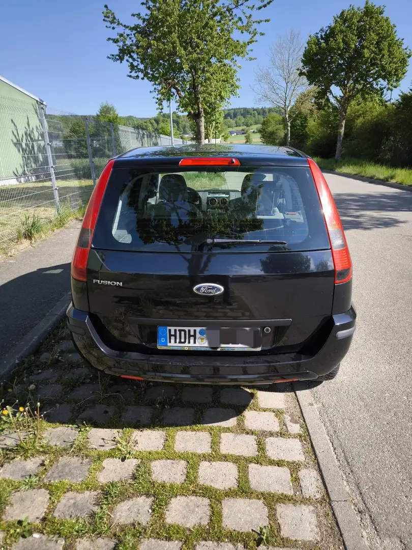 Ford Fusion 1.4 + - 2