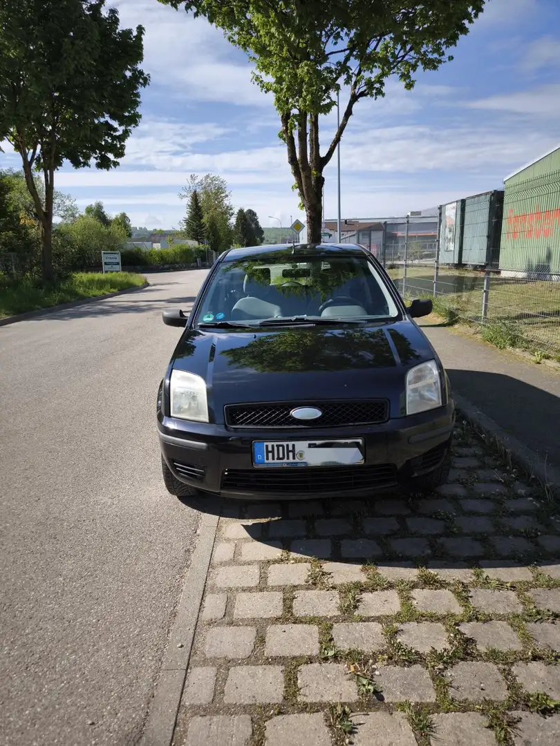 Ford Fusion 1.4 + - 1